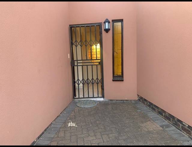 3 BEDROOM HOUSE FOR SALE IN NORKEM PARK